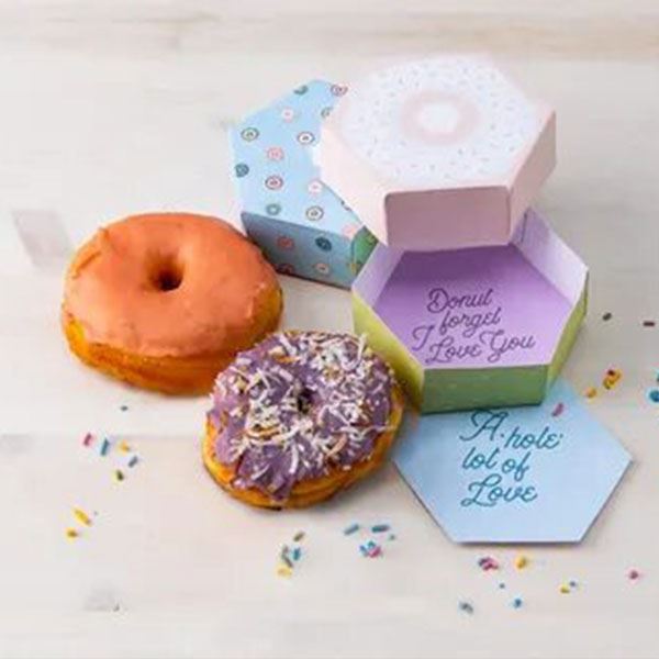 What exactly do you need in Custom Donut Boxes to entice customers?